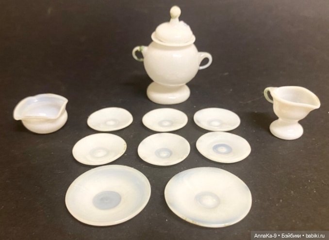 Молочное антикварное стекло лауша