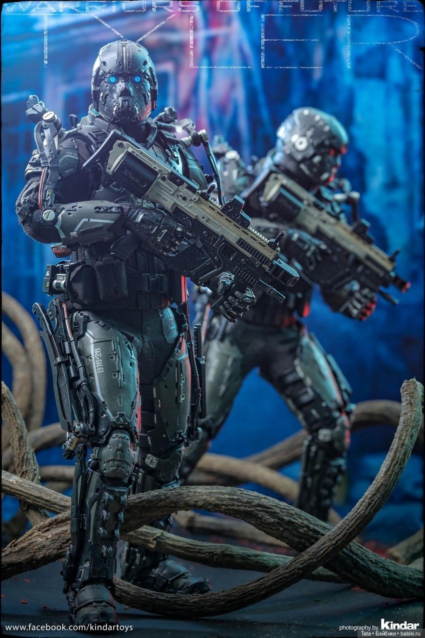 Фигурки Тайлера и Джонсона от Hot Toys (фото 7)