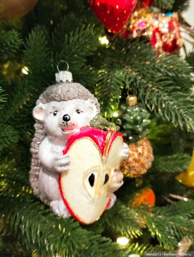 Готовь сани летом! Выставка Christmas Вox сегодня в Москве. Часть 3