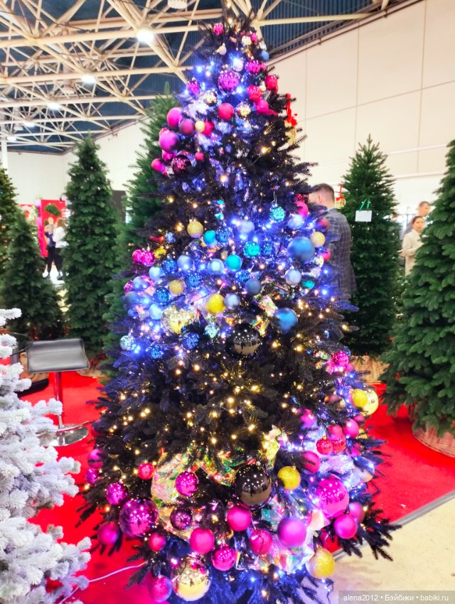 Готовь сани летом! Выставка Christmas Вox сегодня в Москве.часть 2