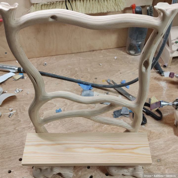 Лавочка с Глицинией — Мебель для кукол и домиков: фото