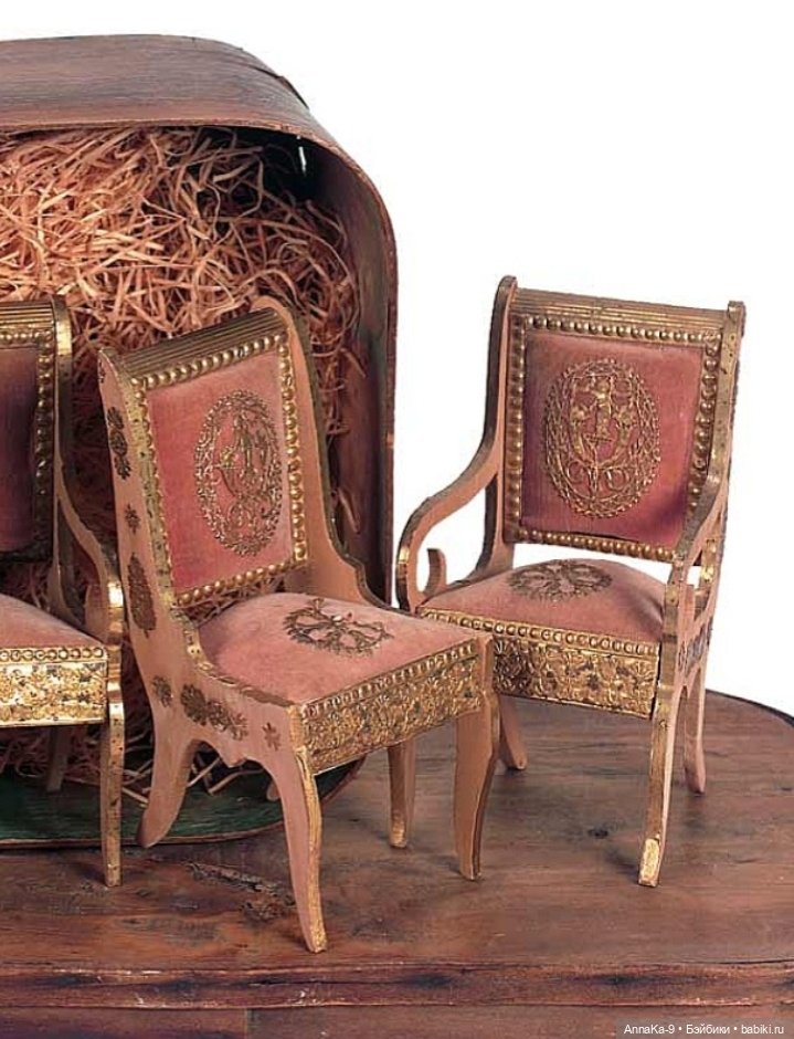 Антикварная мебель для mignonette