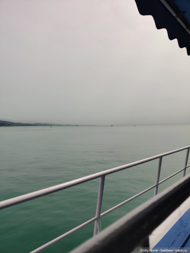 Сочи: Серое море, серое небо