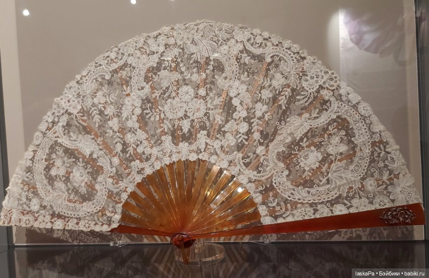 Век 19-й. Изменчивая мода. Продолжение