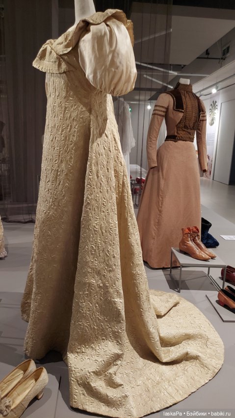 Век 19-й. Изменчивая мода. Продолжение