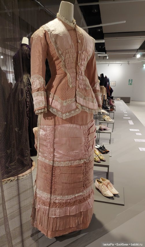 Век 19-й. Изменчивая мода. Продолжение