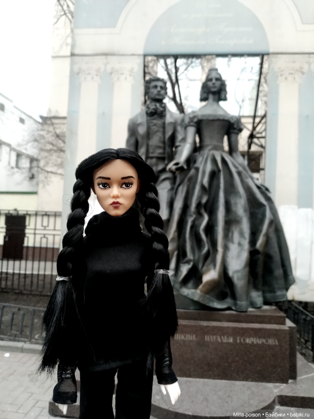 Wednesday прогулка по Арбату