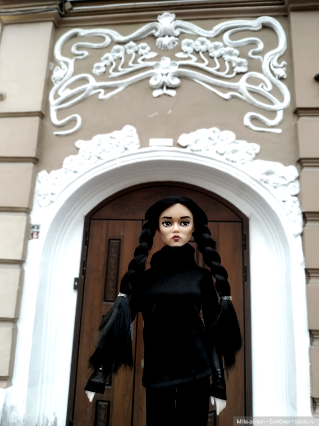 Wednesday прогулка по Арбату (фото 2)