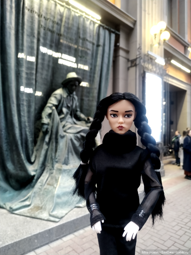 Wednesday прогулка по Арбату (фото 5)