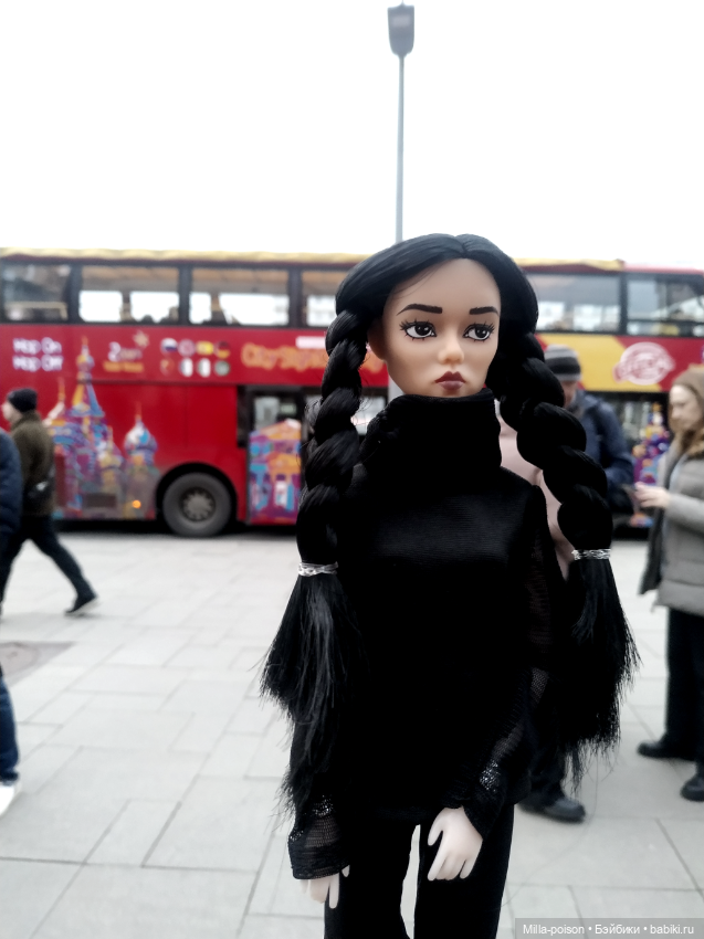 Wednesday прогулка по Арбату (фото 7)