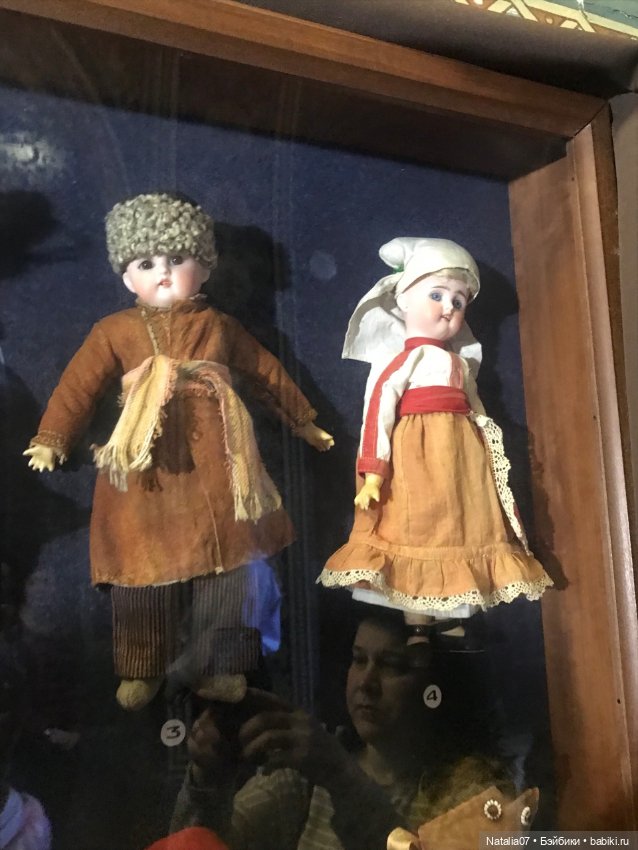 Музей Академии Штиглица — Куклы Adam Szrajer (Шраер) и Fingerhut (Фингергут): Польша