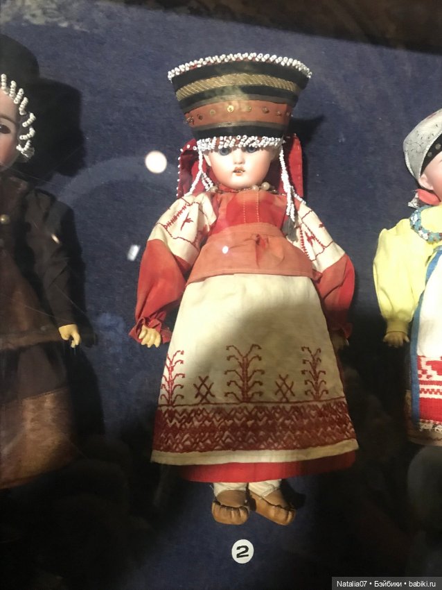 Музей Академии Штиглица — Куклы Adam Szrajer (Шраер) и Fingerhut (Фингергут): Польша