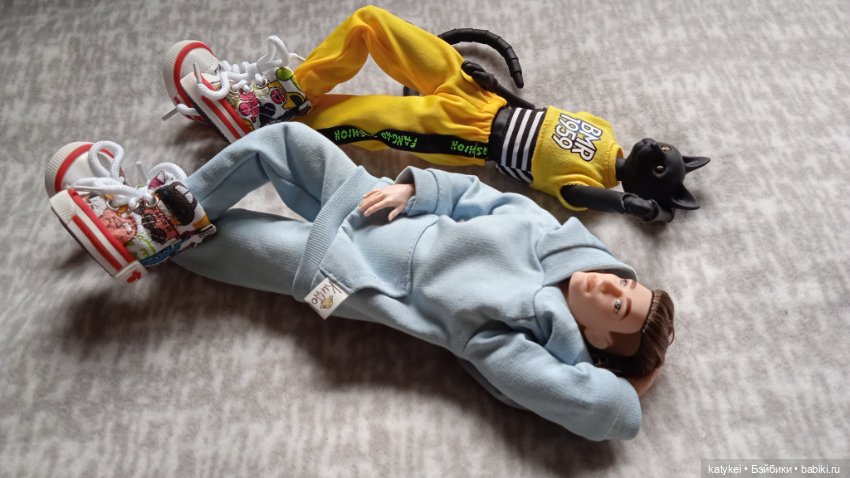 Кот и Кит. О спорт костюм