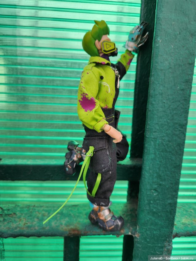 Позывной "Зелёный" — Разные шарнирные куклы (не БЖД): редкие (фото 5)