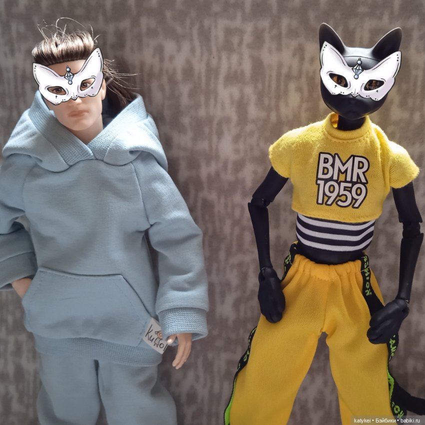 Кот и Кит. О спорт костюм