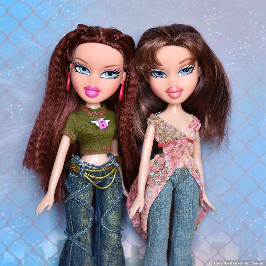 Подруги детства — Коллекции игровых кукол (Playline): фото полок (фото 3)