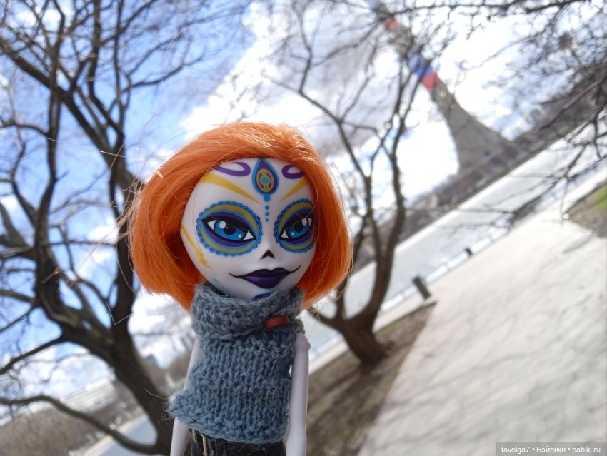 Саша Спилберг на прогулке (фото 7)