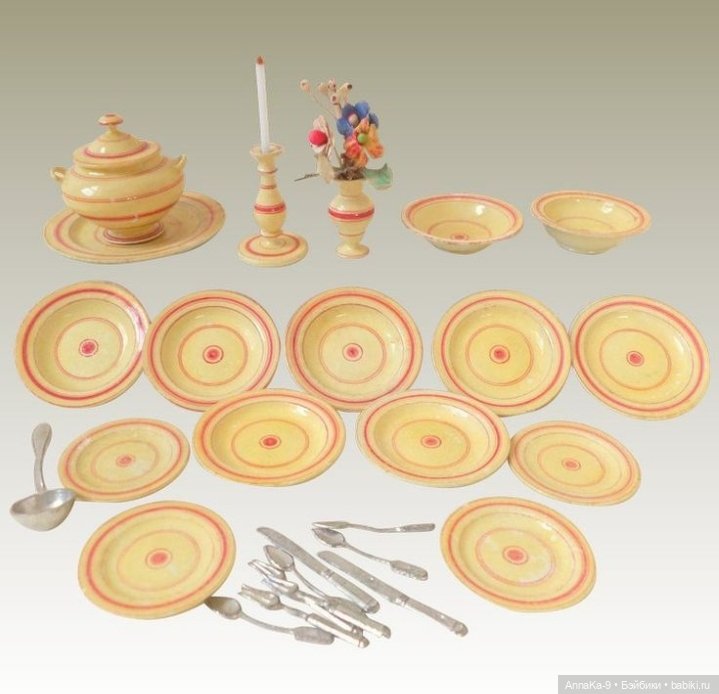 Подборка фотографий с антикварной кукольной посудой (фото 2)