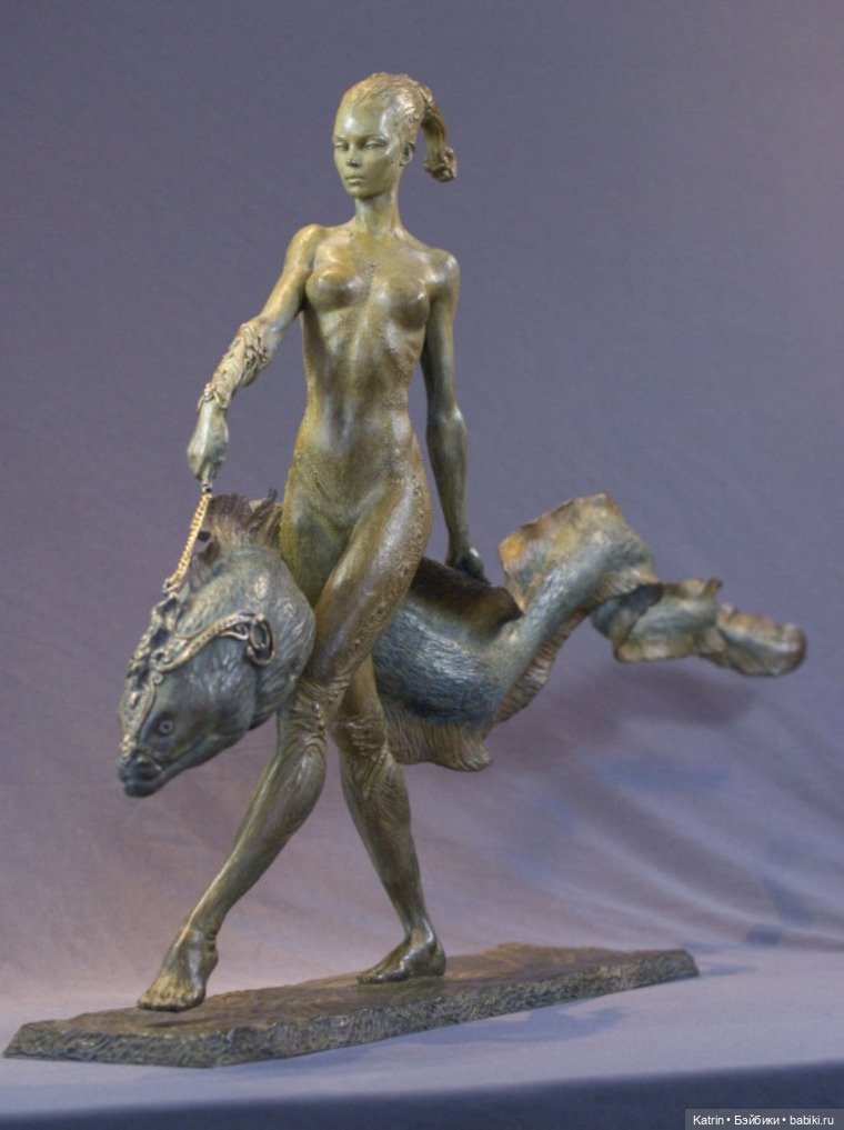 Скульптура от Mark Newman