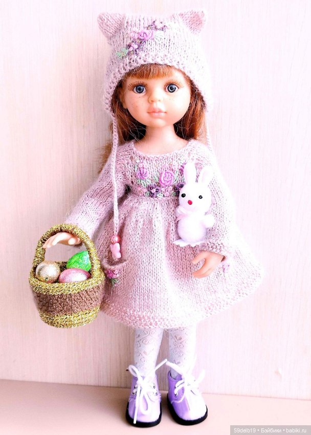 Платье и шапочка из мохера с вышивкой для куклы паола рейна (фото 8)