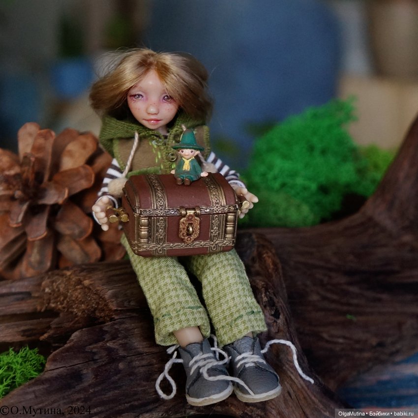 Сундучок-полянка для крохотных мишек и кукол ростом до 1.5 см (фото 5)