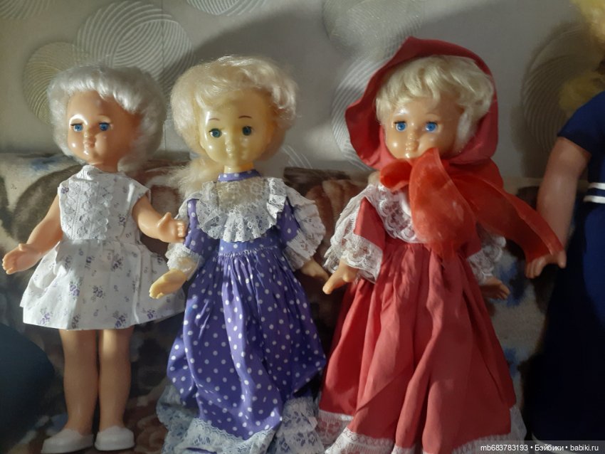 Почему то грустно — Коллекции игровых кукол (Playline): фото полок (фото 4)
