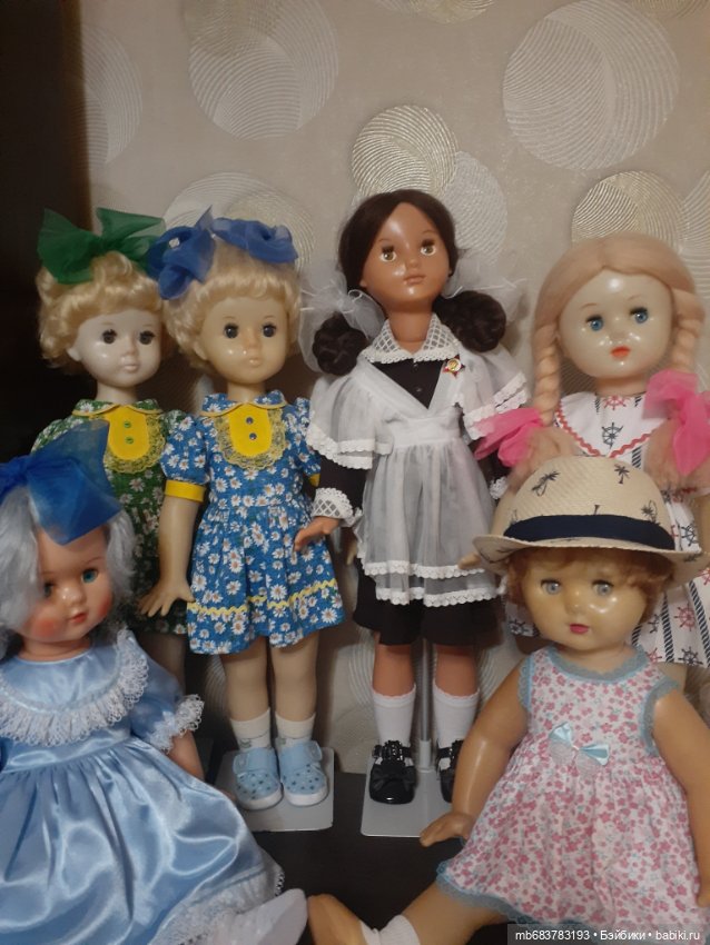 Почему то грустно — Коллекции игровых кукол (Playline): фото полок (фото 2)