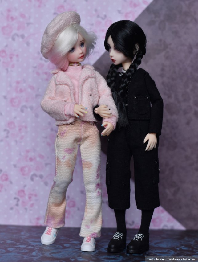 Энид и Уэнсдей — ООАК и репейнт игровых кукол: Bratz