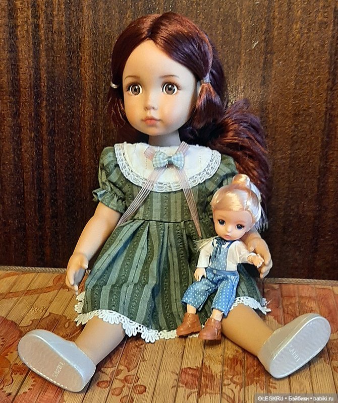 Мой первый топик — Коллекции игровых кукол (Playline): фото полок (фото 7)