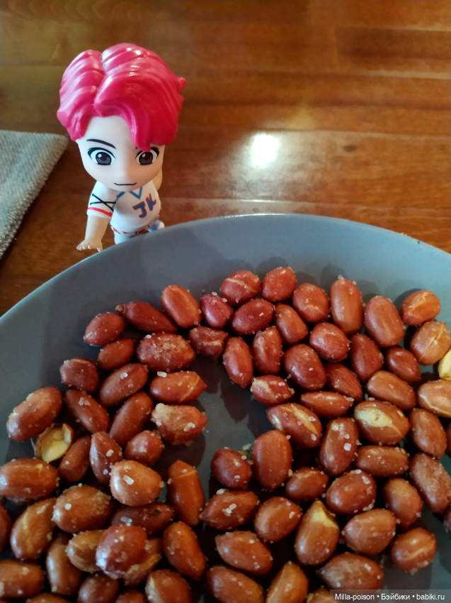 Чонгук в кафе — Коллекционные фигурки (разное): животные (фото 4)