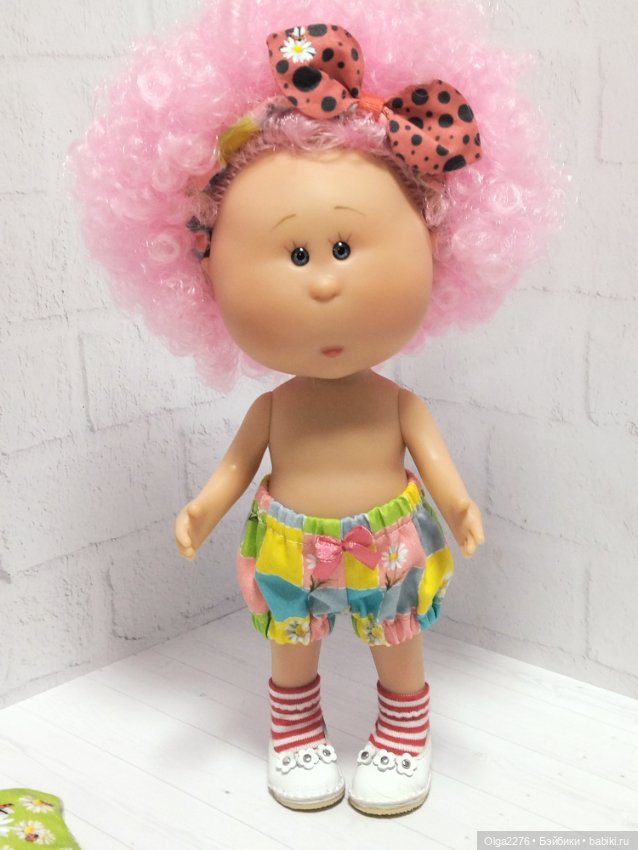 Две сестрички - невелички