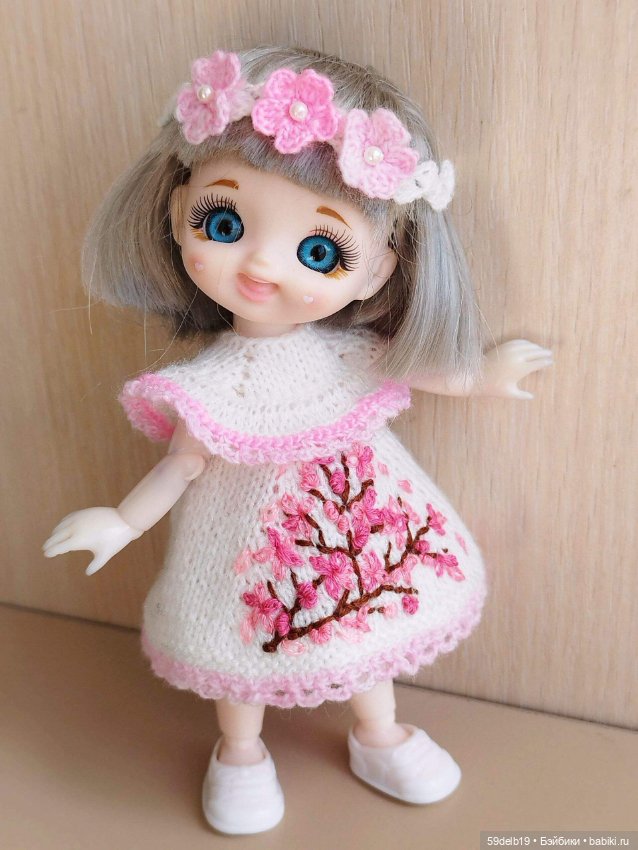 Комплект одежды для шарнирных куколок ростом 14-16 см "Ветка сакуры" (фото 4)