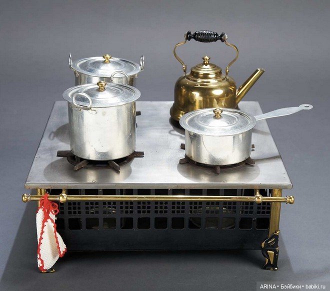 Винтажные игрушечные кухонные плиты