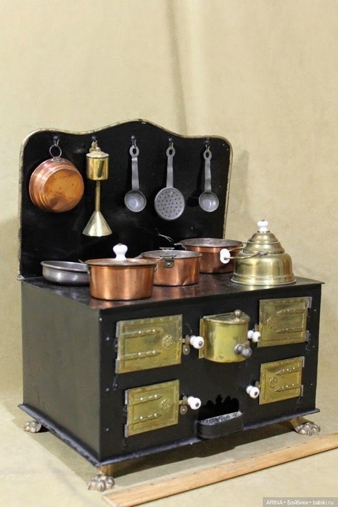 Винтажные игрушечные кухонные плиты