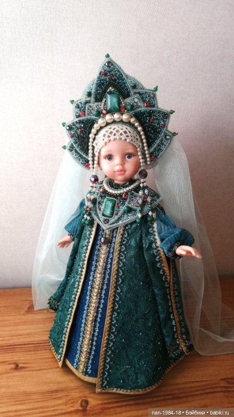 Хозяйка Медной Горы — Одежда и обувь для кукол своими руками: фото