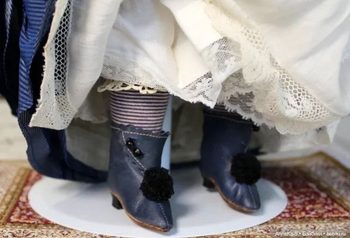 Нижнее бельё антикварных кукол