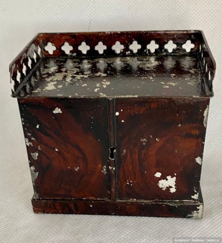 Rock & Graner антикварная кукольная мебель из металла