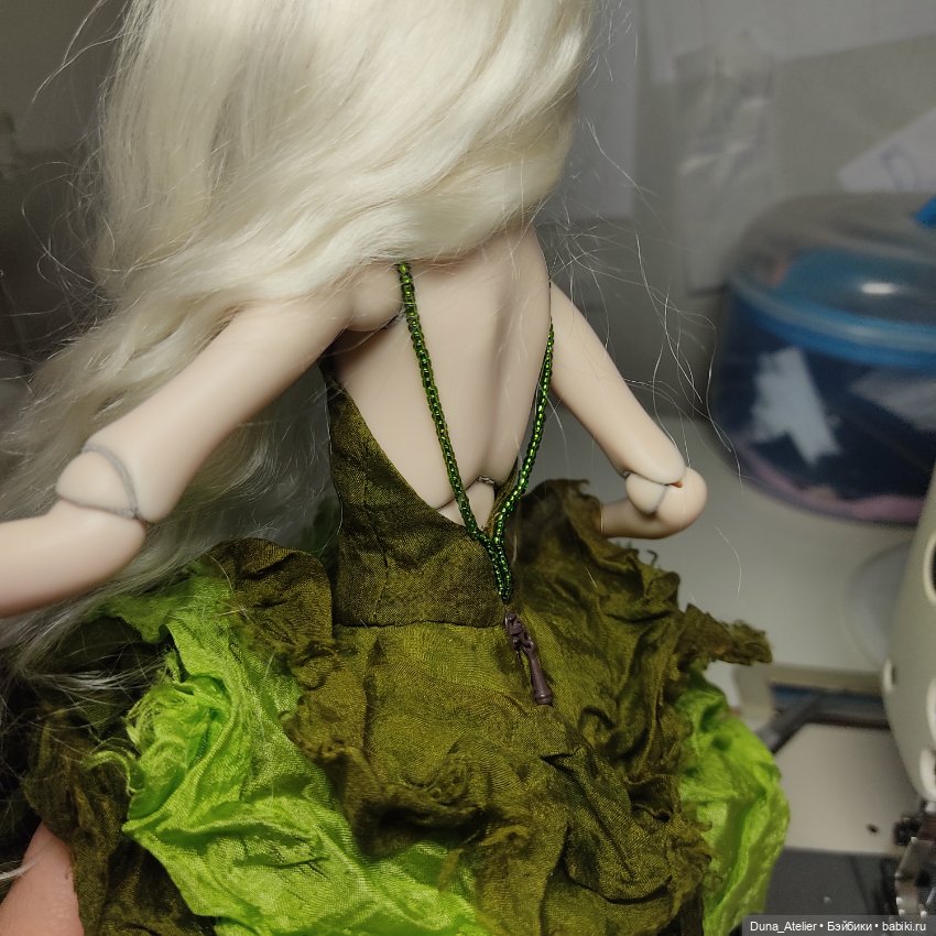 Шелковое платье — Одежда и обувь для кукол своими руками: фото (фото 8)
