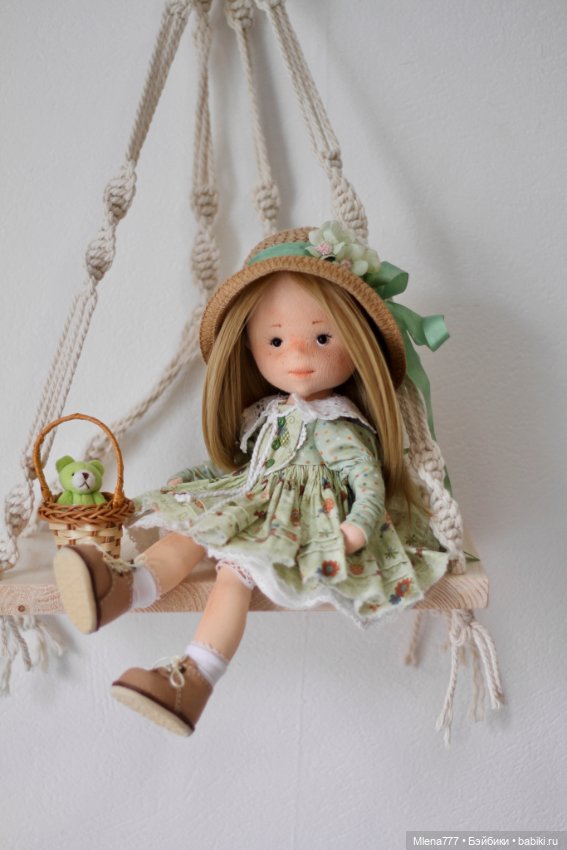 Весенние качели — Авторские текстильные куклы: Вальдорфские