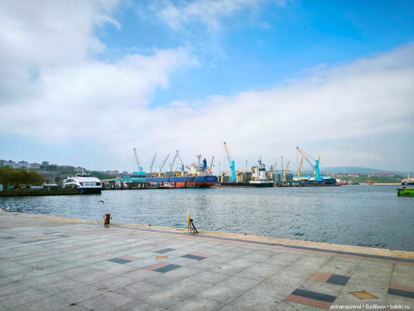 Каникулы Громовых. Портовые города на Мраморном море (фото 3)