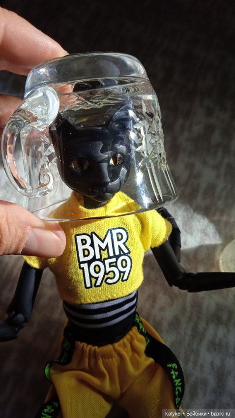 Кот и Кит. Космические сапоги (12 апреля)