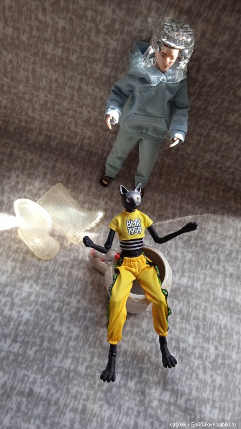 Кот и Кит. Космические сапоги (12 апреля)