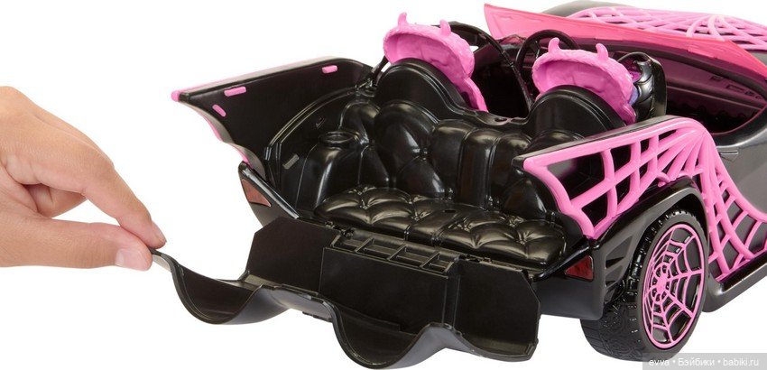 Промофото набора "Eeekend Getaway" с Дракулаурой, Клодин и автомобилем (фото 3)