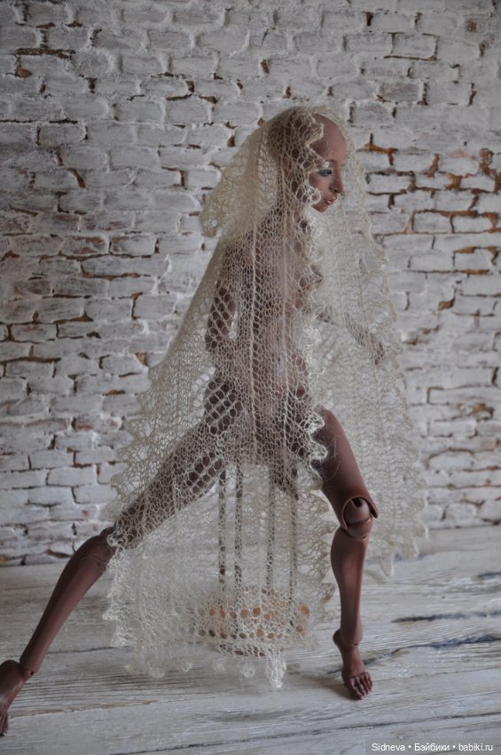 Куклы в паутинке — Авторские украшения и аксессуары для кукол: фото (фото 7)