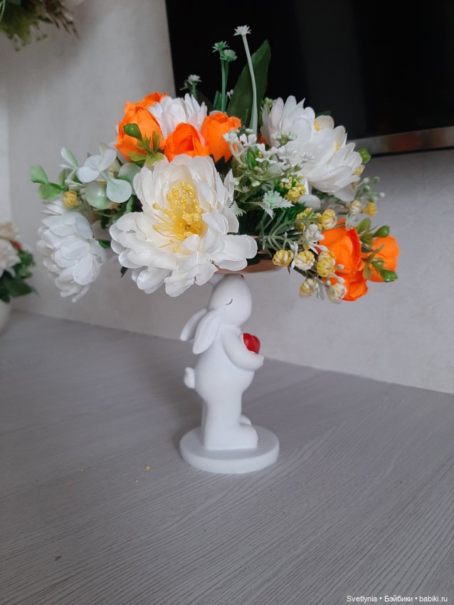 Мишка, кролик и котик с цветами