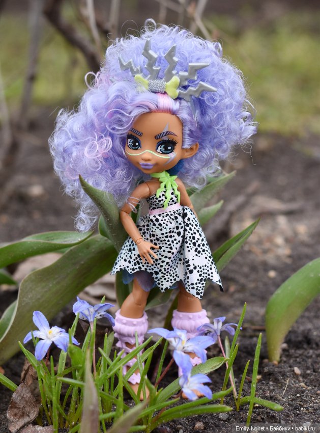 День в парке — Коллекции игровых кукол (Playline): фото полок (фото 10)