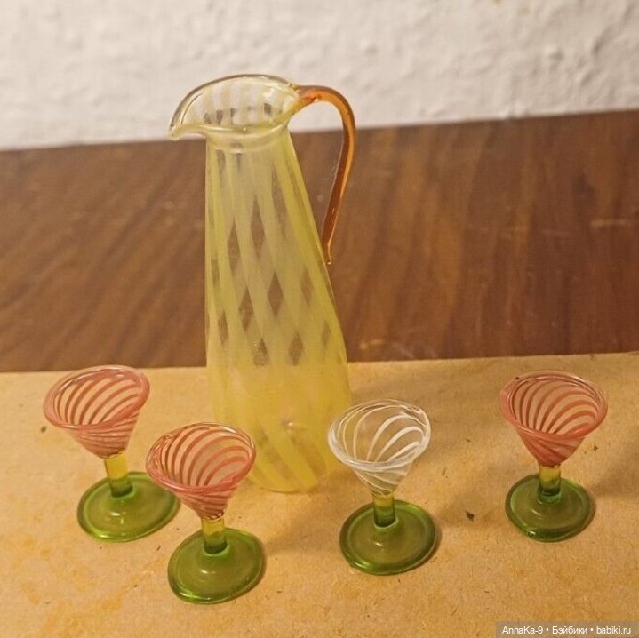 Стекло из Лауша в полоску