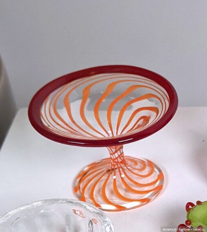 Стекло из Лауша в полоску