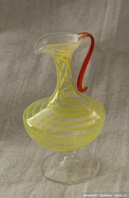 Стекло из Лауша в полоску