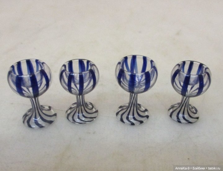 Стекло из Лауша в полоску